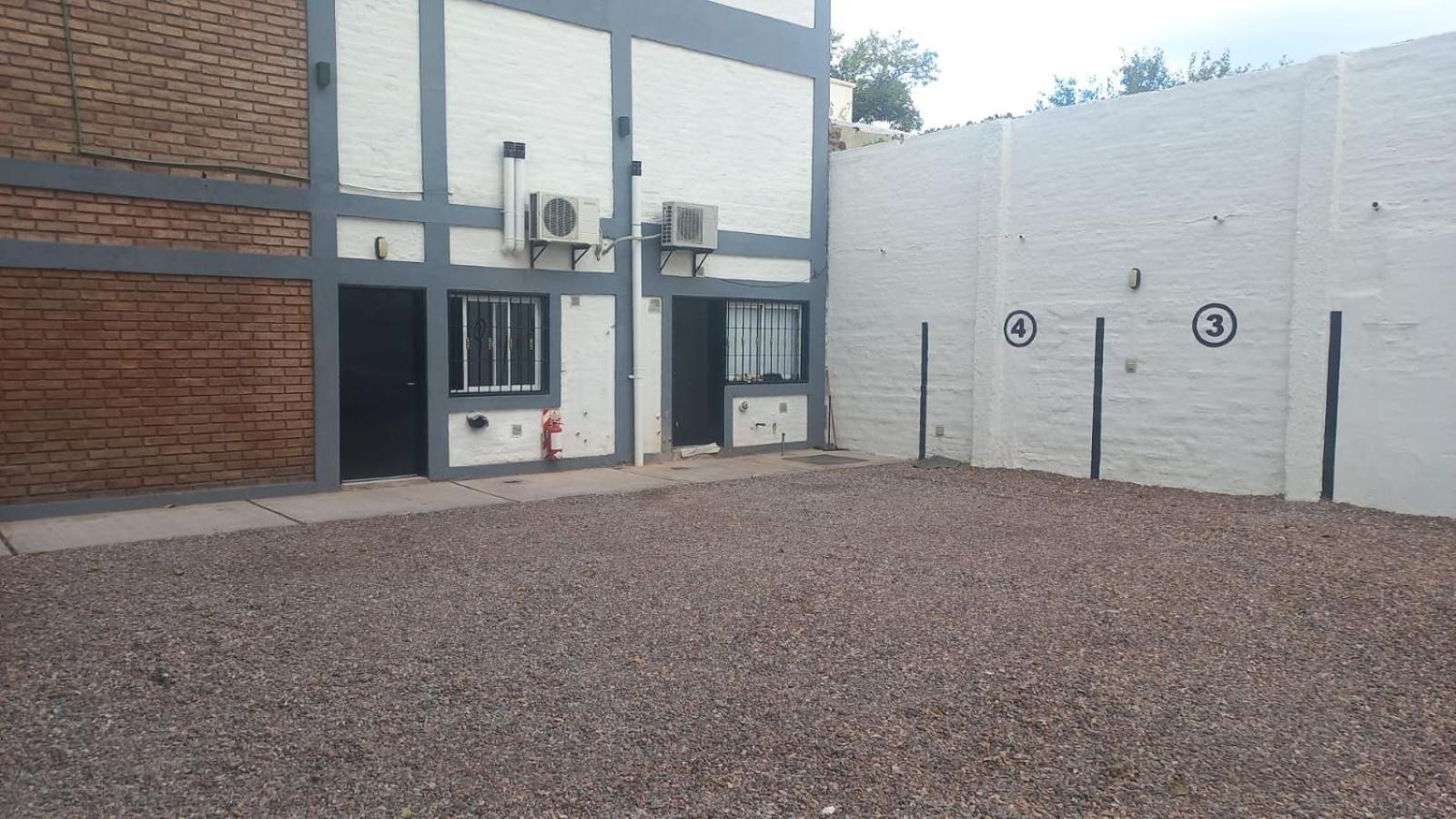 Apartamentos Willy - En Zona Residencial Con Estacionamiento ميندوزا المظهر الخارجي الصورة